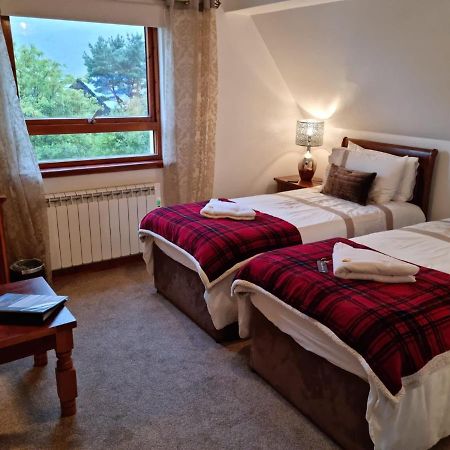 Lochview Guest House Улапул Екстериор снимка