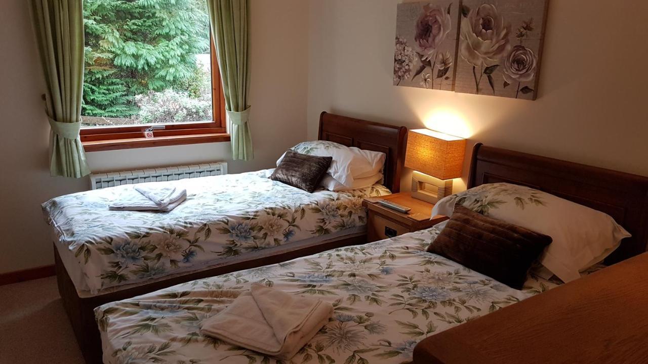 Lochview Guest House Улапул Екстериор снимка
